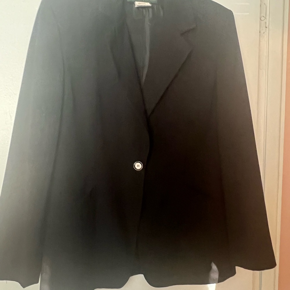 2-Piece Skirt Suit